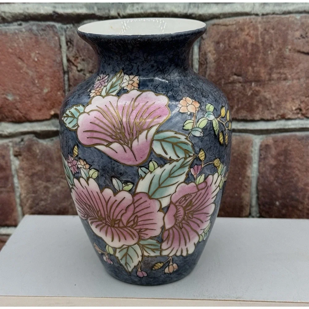 Vintage Chinese Porcelain Vase Hand-Painted Floral Lotus Blue & Pink Stamped‎ 6